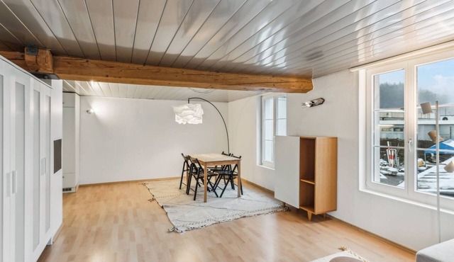 Cozy Studio Charm Sum