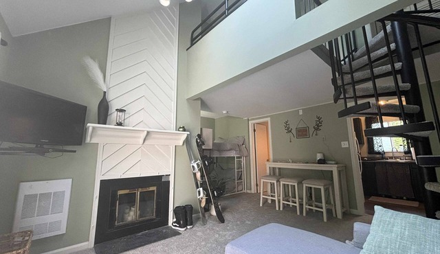 Cozy Studio Condo with Loft, Steps from Skiing, Hiking & More!