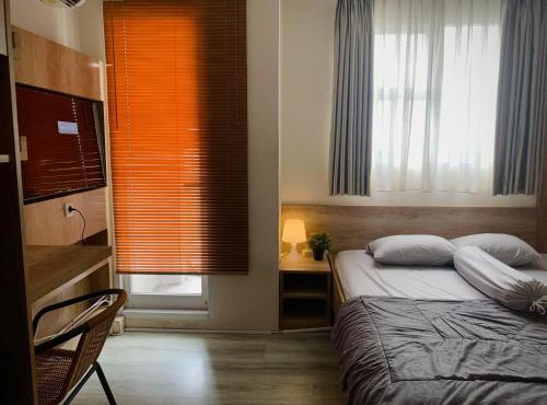 Cozy Studio Emerald Bintaro Icon by alonelyroom