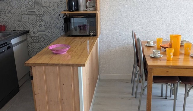 Cozy Studio for 4 in Orcières Merlette – Close to Slopes and Sports Center, South-Facing Balcony