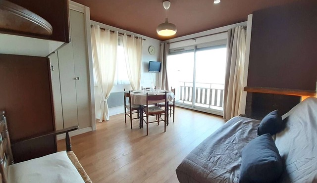 Cozy studio for 4 with equipped kitchenette, St-Lary-Soulan