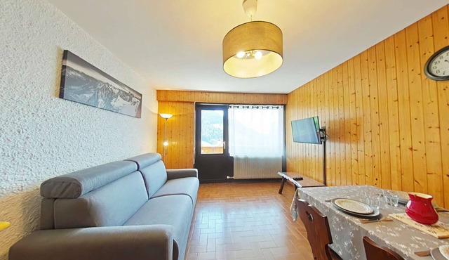 Cozy studio for 4 in Le Grand-Bornand, near slopes, pets allowed