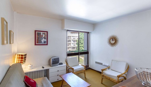 Cozy Studio for 2-3 in Gourette with Mountain Views