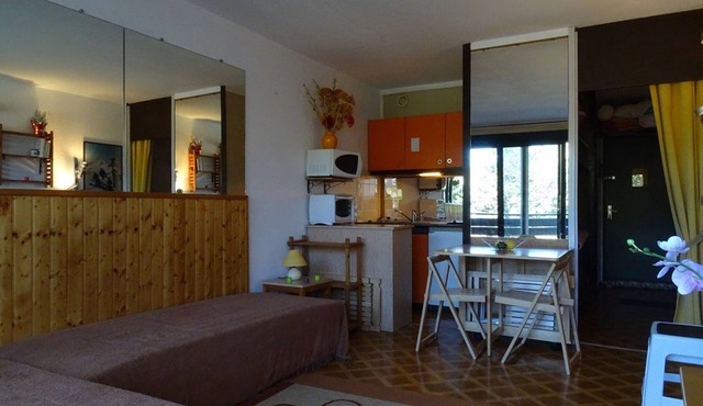 Cozy studio for 4 at the slopes with parking and ski locker