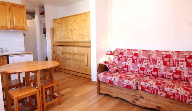 Cozy studio for 4 in Alpe d'Huez, pets allowed
