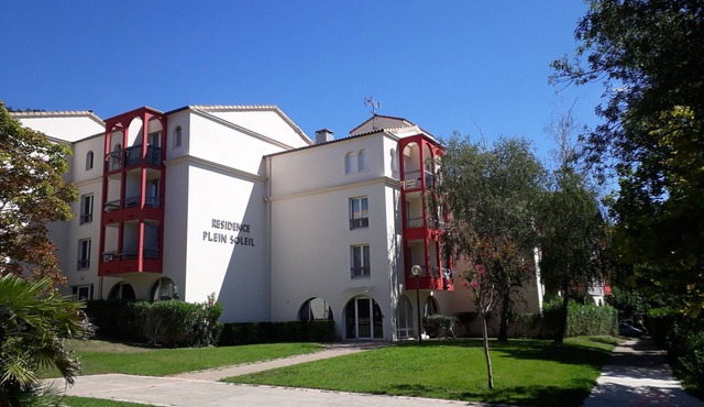 Cozy Studio in Lamalou-les-Bains, Renovated, NW View, Near Town & Thermes, Pets Welcome