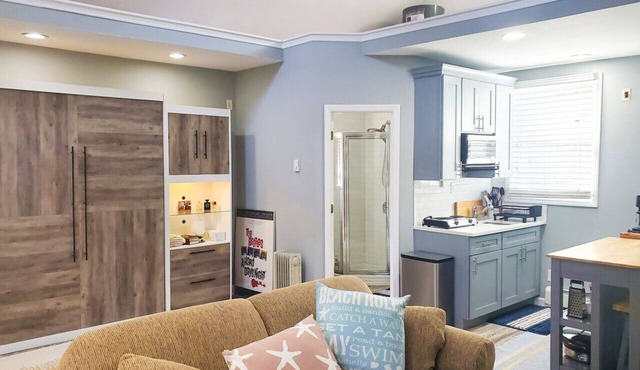 Cozy Studio in Amityville