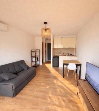 Cozy studio in Calvi Beach 2 min walk parking
