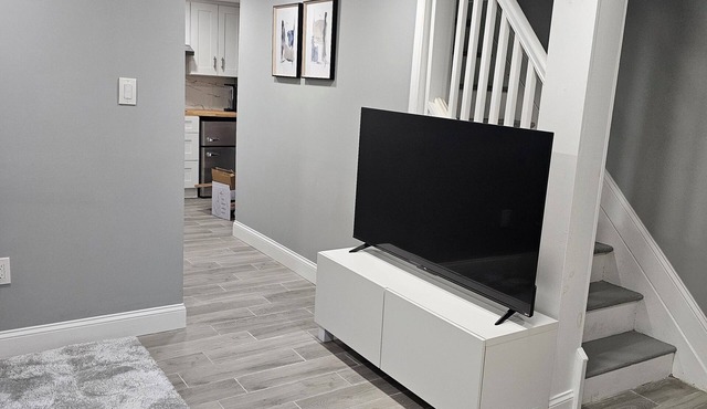 Cozy studio in charming Rahway with AC and WiFi