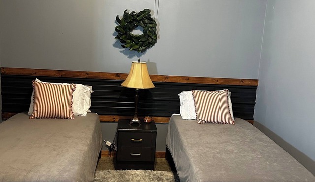 Cozy studio in enjoyable Gypsum with AC, WiFi