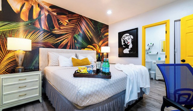 Cozy Studio In Las Vegas, King Bed Near Freemont Street.