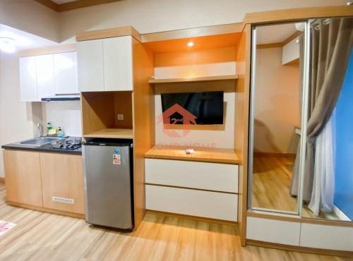 Cozy Studio in Springlake, Bekasi, with Pool & Wi-Fi