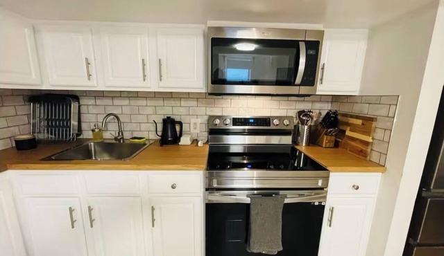 Cozy Studio - Long Term 1 Month + Only