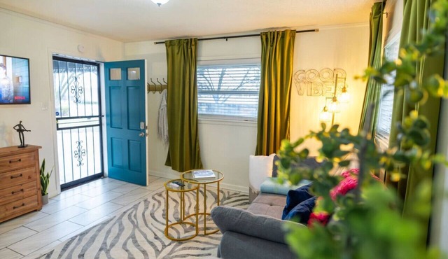 Cozy Studio near Graceland*Kitchenette*Freeparking