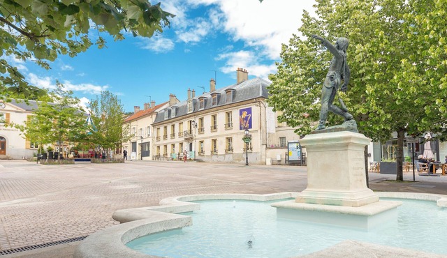 Cozy studio near RER B