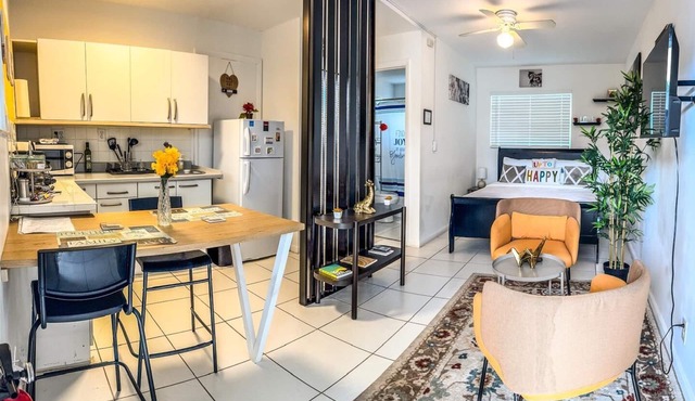 Cozy studio near Seminole Hard Rock Cafe