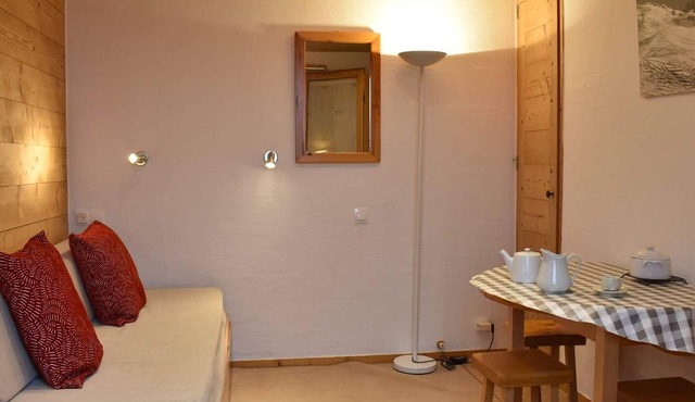 Cozy Studio, Ski-In/Ski-Out, Near Shops & Restaurants, Méribel Centre