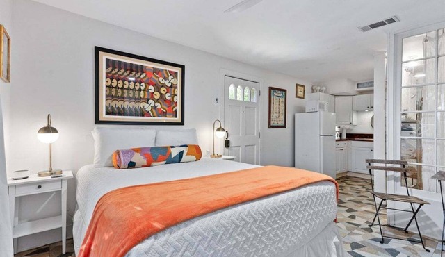 Cozy Studio/Sleeps 2/Mins to DT and Tybee/Outdoor Patio
