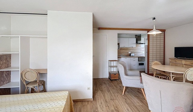 Cozy Studio with Terrace near Thermal Baths in Scenic Lamalou