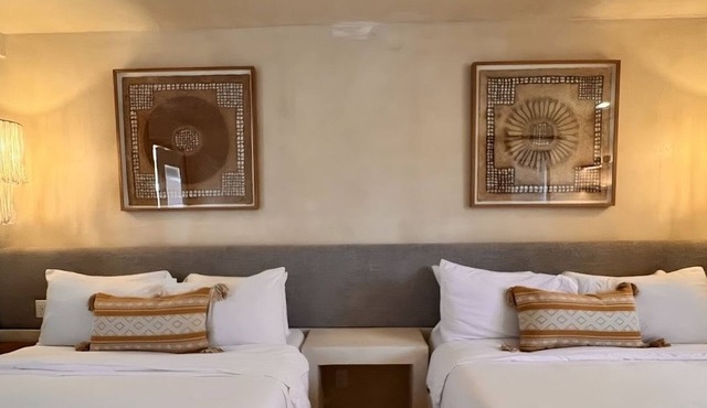 Cozy Studio Waves & Sand Just Steps Away