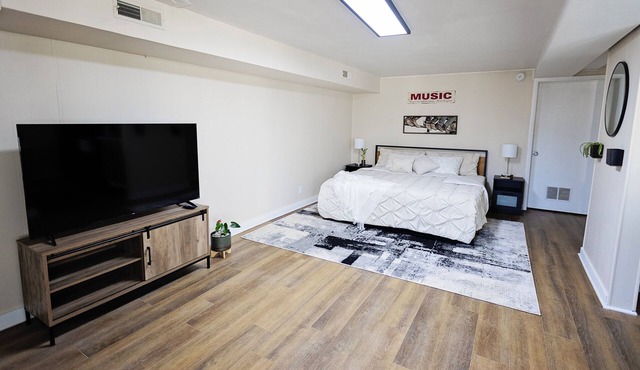 Cozy studio with AC and WiFi in lovely Nashville