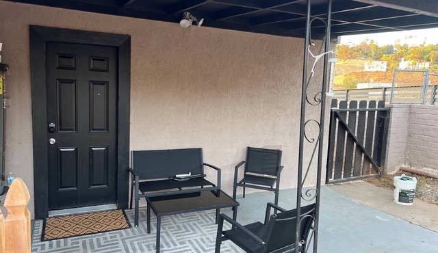Cozy studio with AC and WiFi in charming La Mesa