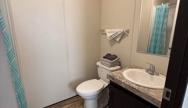 Cozy studio with AC in delightful Odessa
