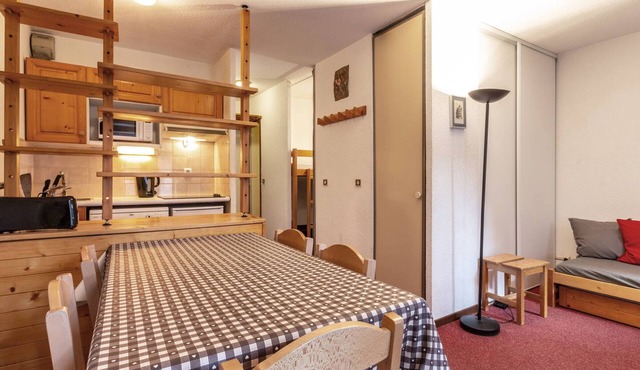 Cozy studio with beds made and cleaning included in Val-d'Isère