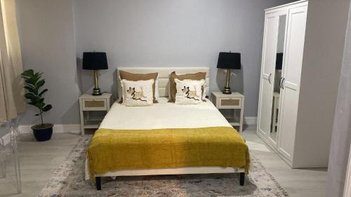 Cozy Studio with Private Entry, Kitchen and Bath