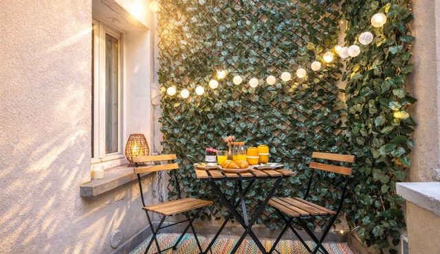 Cozy studio with terrace – 2 guests, near Eiffel Tower