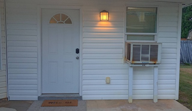 Cozy studio with WiFi and AC in peaceful Warner Robins