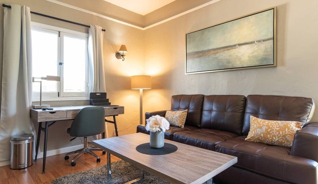 Cozy & Stylish 1BR – Near Pasadena Old Town