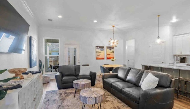 Cozy & Stylish 3BD near LSU