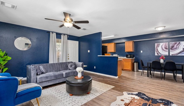 Cozy&Stylish 3BR/2BA Retreat-Pet-Friendly, Parking, In-Unit Washer/Dryer