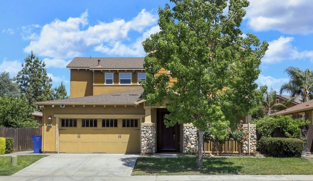 Cozy & Stylish 3BR Home | Perfect for Families