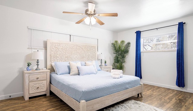 Cozy & Stylish Apartment for 4 just 5 Minutes from Downtown