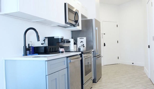 Cozy Stylish Apartment near Newark, NJ Airport