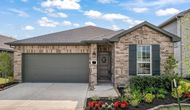 Cozy Suburban Home Perfect for Working Professionals & Short term Stays
