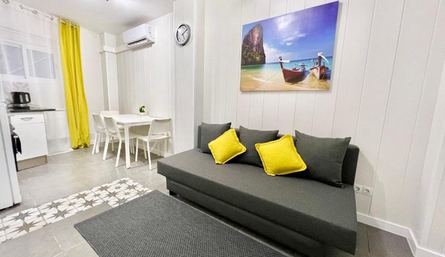 Cozy Suite apartment, WiFi!