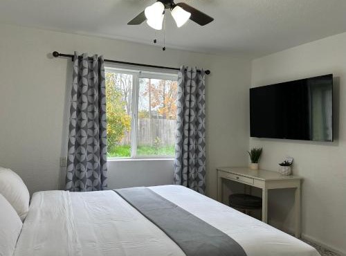Cozy suite B
