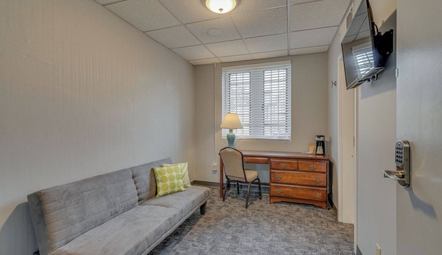 Cozy Suite in a Revamped Dorm Room!