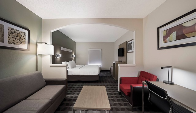 Cozy Suite in Heart of DFW - All amenities Included
