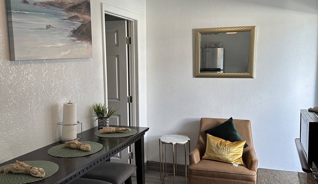 Cozy Suite in the Heart of Orlando near Universal Hot Tub Spa