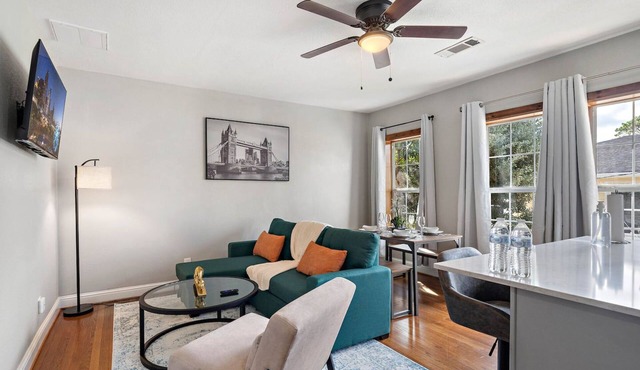 Cozy Suite near Med Center 2 min to museums