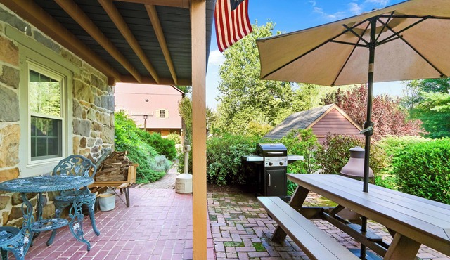 Cozy Suite w/Full Kitchen on secluded farmette.