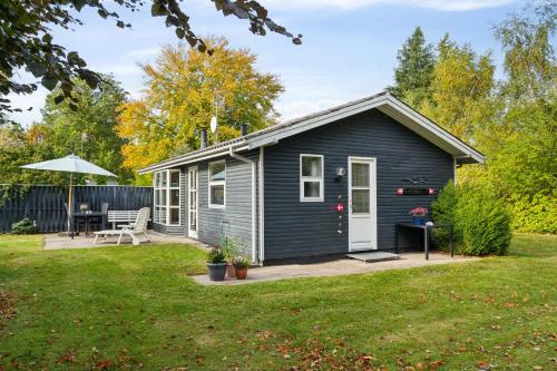 Cozy Summer House Close To The Beach