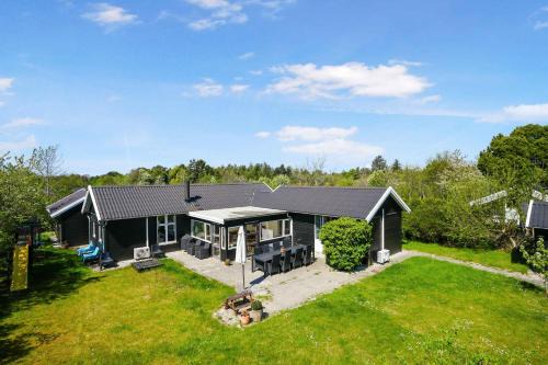 Cozy Summer House In The Heart Of North Zealand