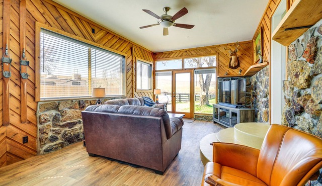 Cozy Thermopolis Home w/Bighorn River Access
