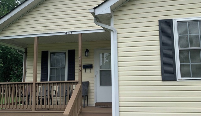 Cozy three bedroom fully furnish housen