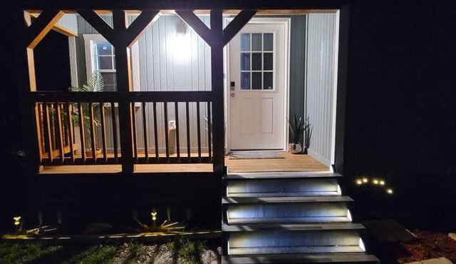 Cozy Tiny Home Entire Private Guest House Independent Cabin with Jacuzzi